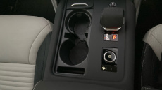 Land Rover Discovery 3.0 D350 Dynamic SE 5dr Auto Diesel Station Wagon